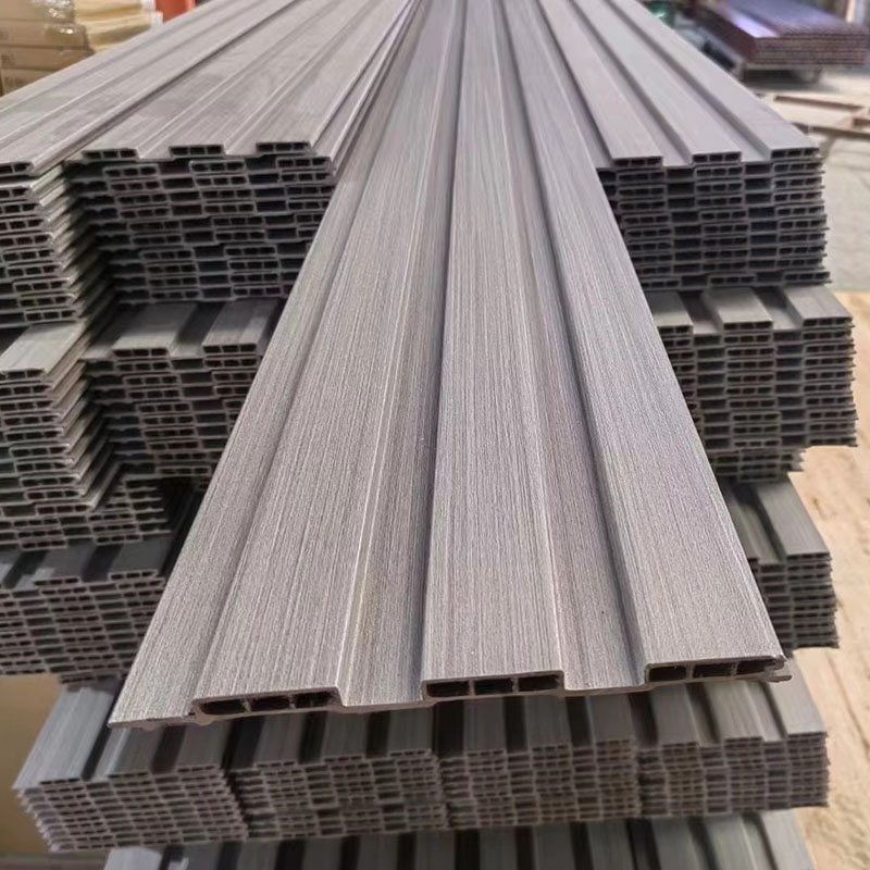 WPC gecanneleerd wandpaneel